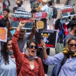 Aksi awal protes GenZ Nepal akibat pemblokiran medsos yang akhirnya meluas membawa tema Nepo Babies