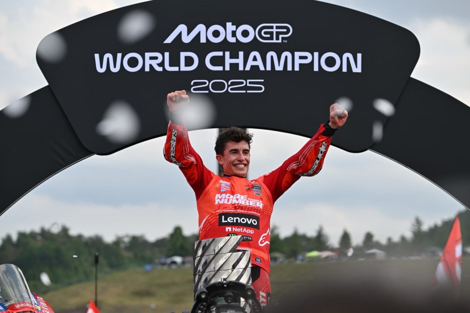 Marc Marquez resmi amankan gelar Juara Dunia MotoGP 2025 di Jepang. (Foto: Michelin Sport)