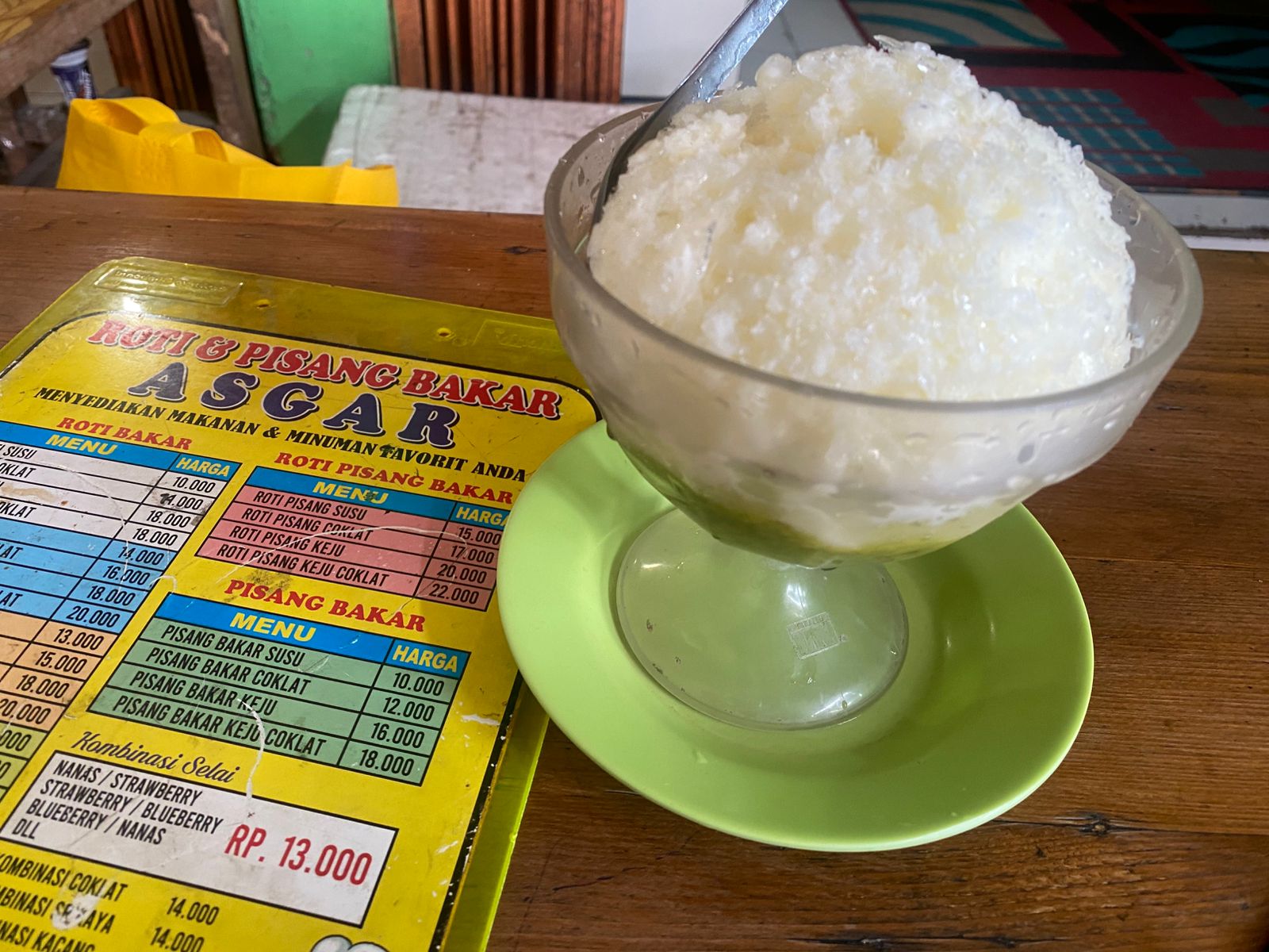 Segarnya Es Teler Legenda Sinar Garut