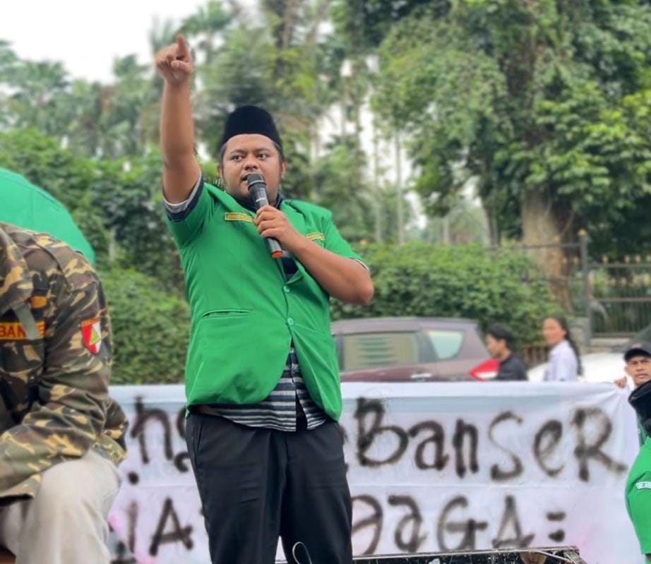 GP Ansor Segel Kantor Bank Mega di Kota Bogor